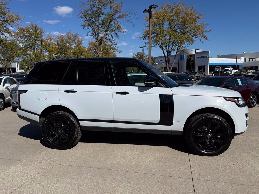 Used 2016 Land Rover Range Rover HSE AWD/4WD image 3