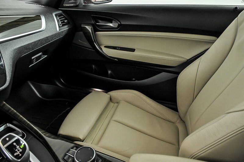 Used 2021 BMW 230i xDrive Convertible w/ Premium Package AWD/4WD image 35