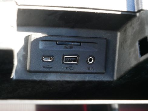 Used 2019 GMC Sierra 1500 SLT w/ SLT Premium Plus Package image 33