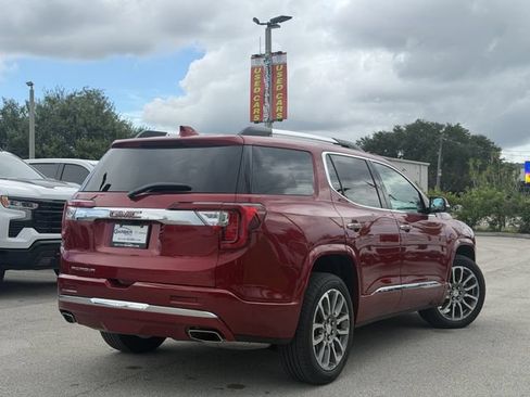 Used 2023 GMC Acadia Denali w/ Denali Ultimate Package FWD image 3