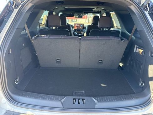 New 2026 Ford Explorer Platinum image 22