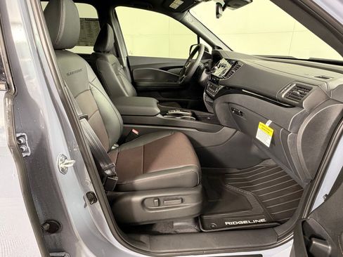 New 2026 Honda Ridgeline Black Edition image 32