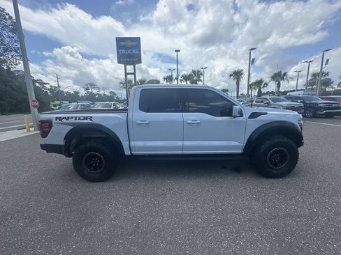 Used 2025 Ford F150 Raptor AWD/4WD image 17