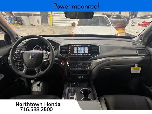 Used 2025 Honda Ridgeline RTL image 8