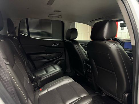 Used 2019 GMC Acadia SLT FWD image 29