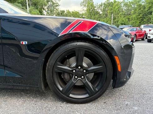 Used 2016 Chevrolet Camaro SS RWD image 24