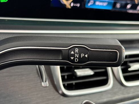 Certified 2023 Mercedes-Benz GLS 450 4MATIC image 17