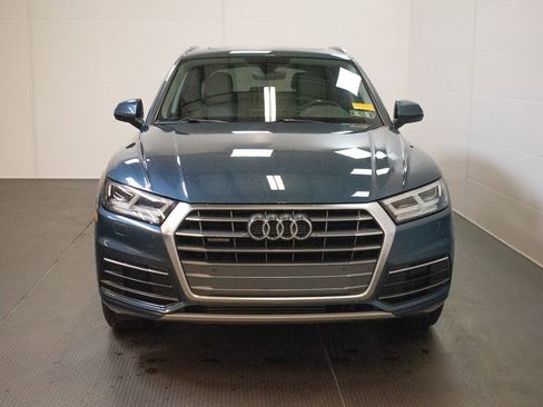 Used 2018 Audi Q5 2.0T Premium Plus w/ Premium Plus Package image 2
