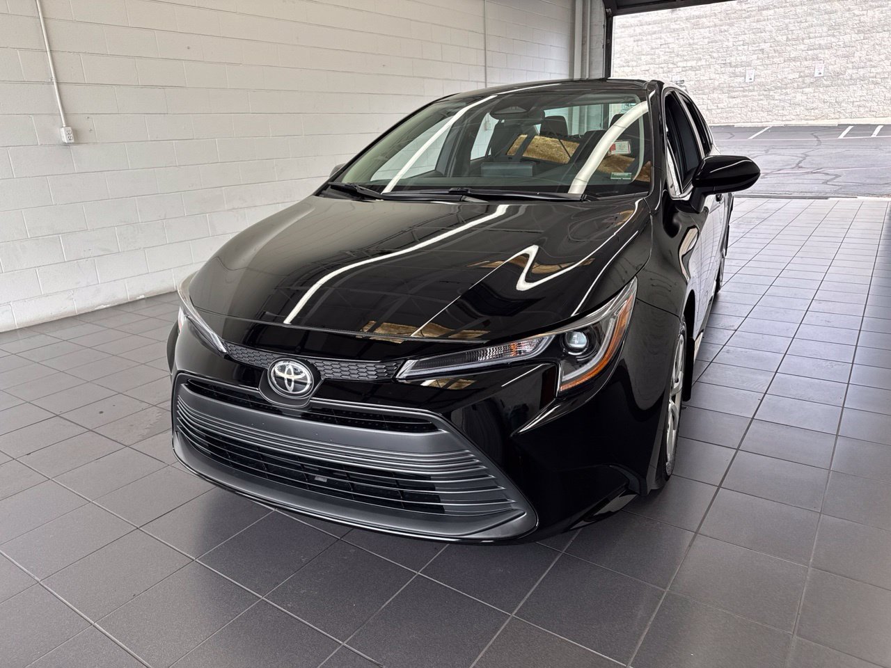 Certified 2026 Toyota Corolla LE FWD image 3