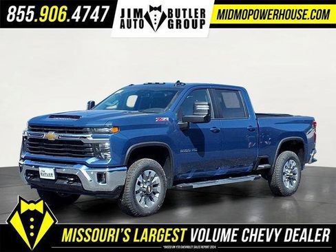 New 2026 Chevrolet Silverado 3500 LT w/ Safety Package AWD/4WD image 1