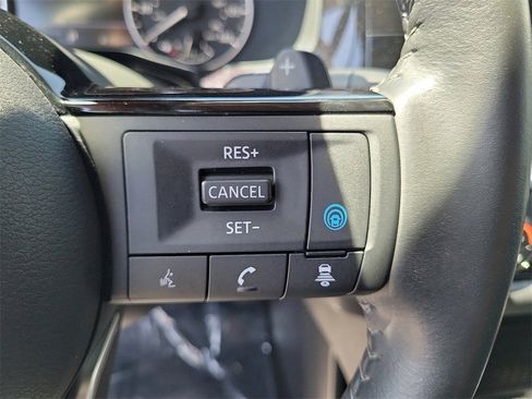 Certified 2023 Nissan Pathfinder SL image 6