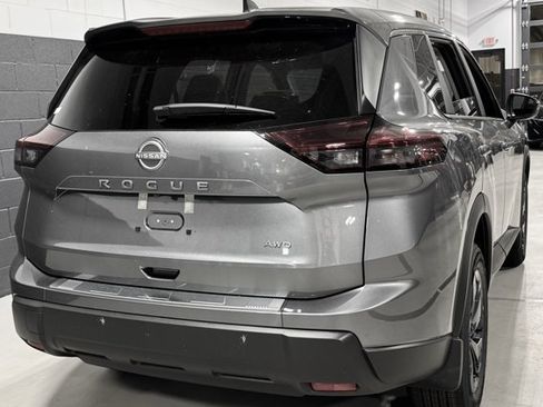 New 2026 Nissan Rogue SV AWD/4WD image 12