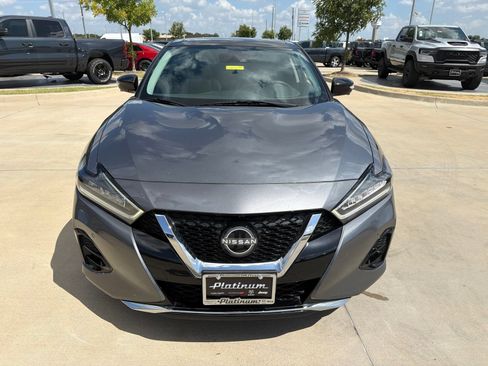Used 2023 Nissan Maxima Platinum w/ Sport Mat Group FWD image 8