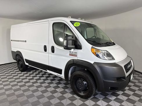 Used 2022 RAM ProMaster 2500 w/ Driver Convenience Group FWD image 1