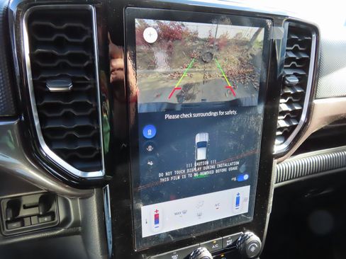 New 2025 Ford Ranger XLT w/ FX4 Off-Road Package image 13