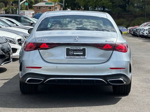 New 2026 Mercedes-Benz E 350 4MATIC Sedan image 4