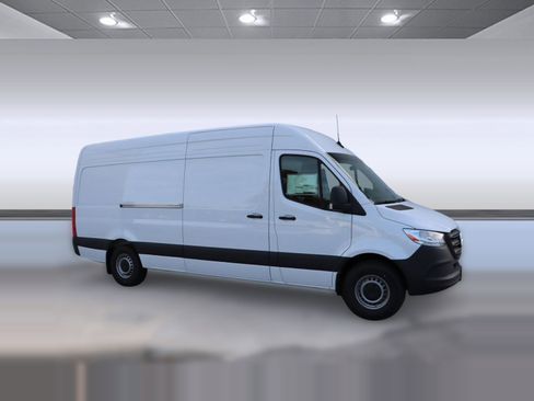 New 2025 Mercedes-Benz Sprinter 2500 image 23