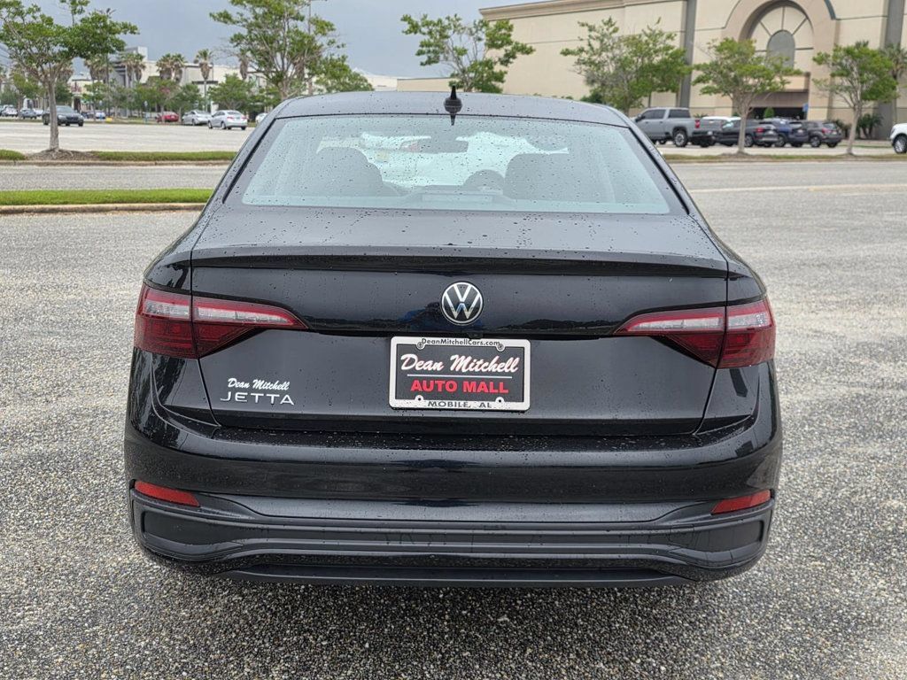 Used 2024 Volkswagen Jetta S FWD image 4