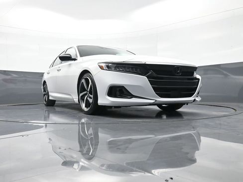 Certified 2022 Honda Accord Sport image 27