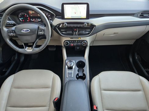 Certified 2020 Ford Escape SEL image 20