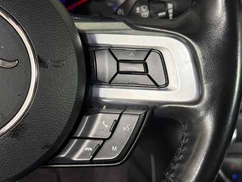 Used 2022 Ford Mustang Premium image 22