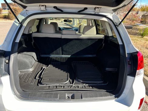 Used 2013 Subaru Outback 2.5i Premium image 8
