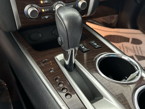 Used 2016 Nissan Pathfinder SL w/ SL Tech Package image 24