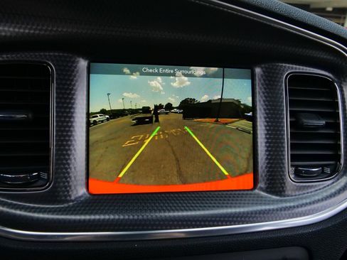 Used 2018 Dodge Charger SRT Hellcat RWD image 19