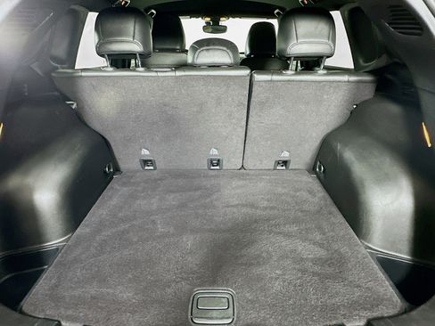 Used 2024 Jeep Compass Latitude image 27