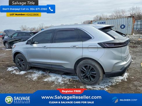 Used 2019 Ford Edge SEL w/ Equipment Group 201A FWD image 3
