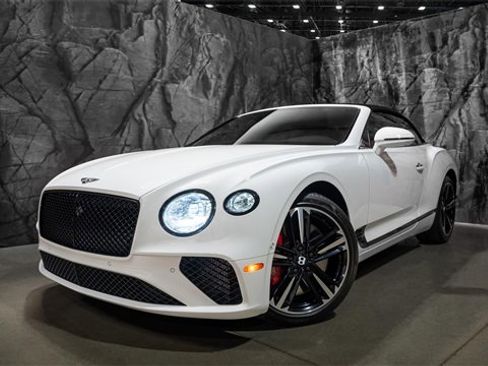 Used 2022 Bentley Continental GT image 1