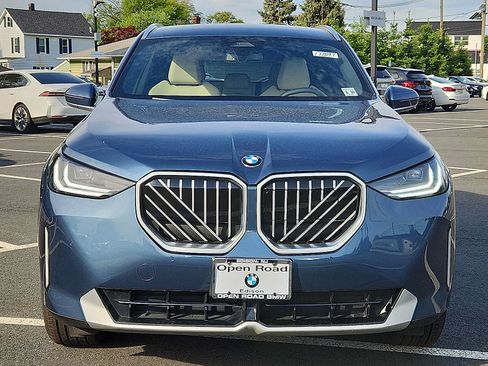 Used 2026 BMW X3 xDrive30i w/ Convenience Package AWD/4WD image 2