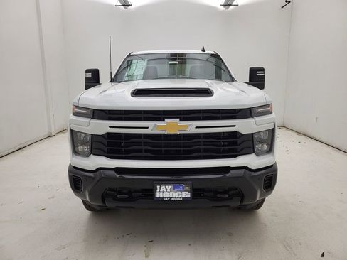 New 2026 Chevrolet Silverado 2500 Custom w/ Custom Value Package image 19