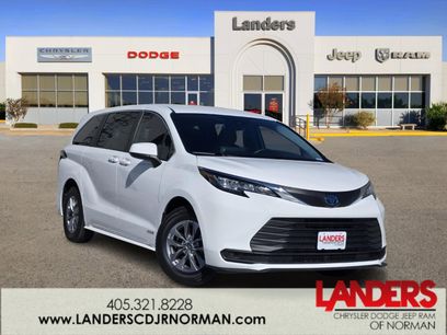 Used 2021 Toyota Sienna LE