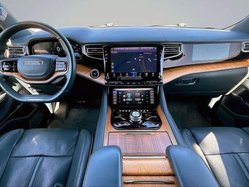 Used 2022 Jeep Grand Wagoneer Series II w/ Flexible Seating Group image 16