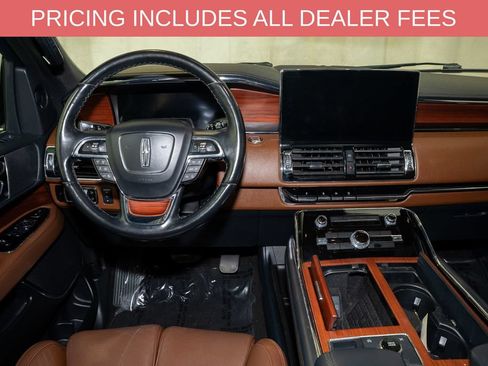Used 2023 Lincoln Navigator L Reserve AWD/4WD image 8