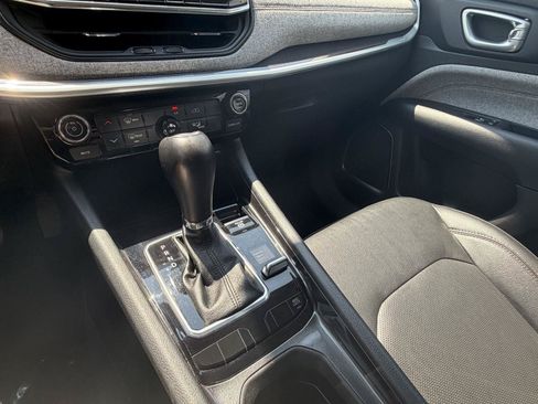 Used 2022 Jeep Compass Latitude AWD/4WD image 19