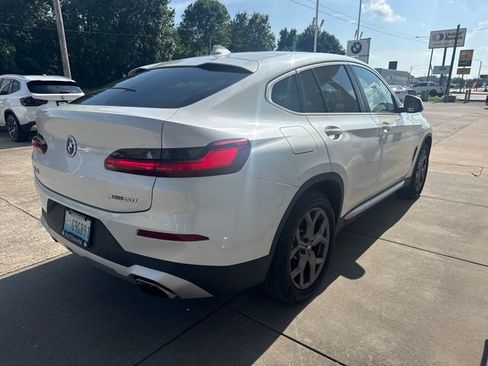 Used 2023 BMW X4 xDrive30i w/ Premium Package AWD/4WD image 5