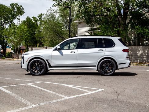New 2026 BMW X7 xDrive40i w/ Executive Package image 2