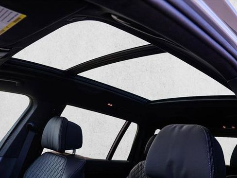 New 2027 BMW X7 xDrive40i AWD/4WD image 11