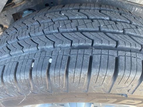 Used 2013 Toyota FJ Cruiser 4WD w/ Convenience Pkg image 12