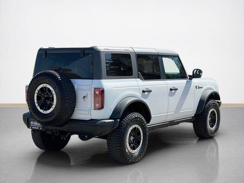 Used 2023 Ford Bronco Badlands image 8