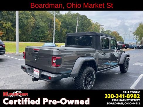 Used 2024 Jeep Gladiator Mojave AWD/4WD image 4