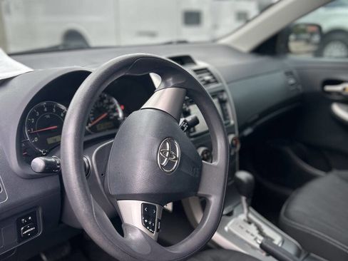 Used 2013 Toyota Corolla S w/ Premium Pkg image 11