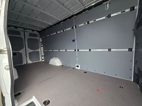 New 2025 Mercedes-Benz Sprinter 2500 image 14