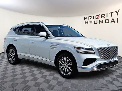 Used 2025 Genesis GV80 2.5T Standard AWD/4WD image 3