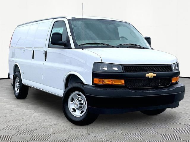 New 2026 Chevrolet Express 2500 RWD image 1