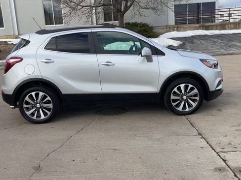Used 2022 Buick Encore Preferred w/ Safety Package image 9