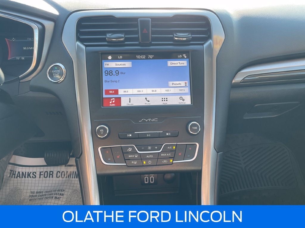 Used 2019 Ford Fusion SEL FWD image 11
