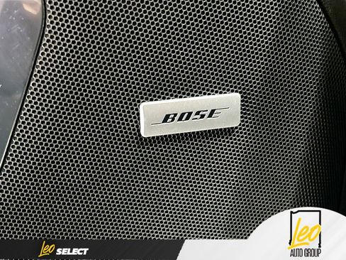 Used 2021 Chevrolet Tahoe Z71 w/ Z71 Off-Road Package image 18